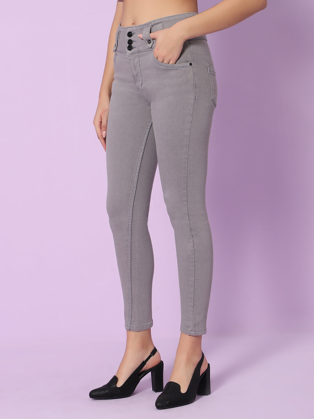 Women Slim Fit High-Rise Light Fade Stretchable Jeans