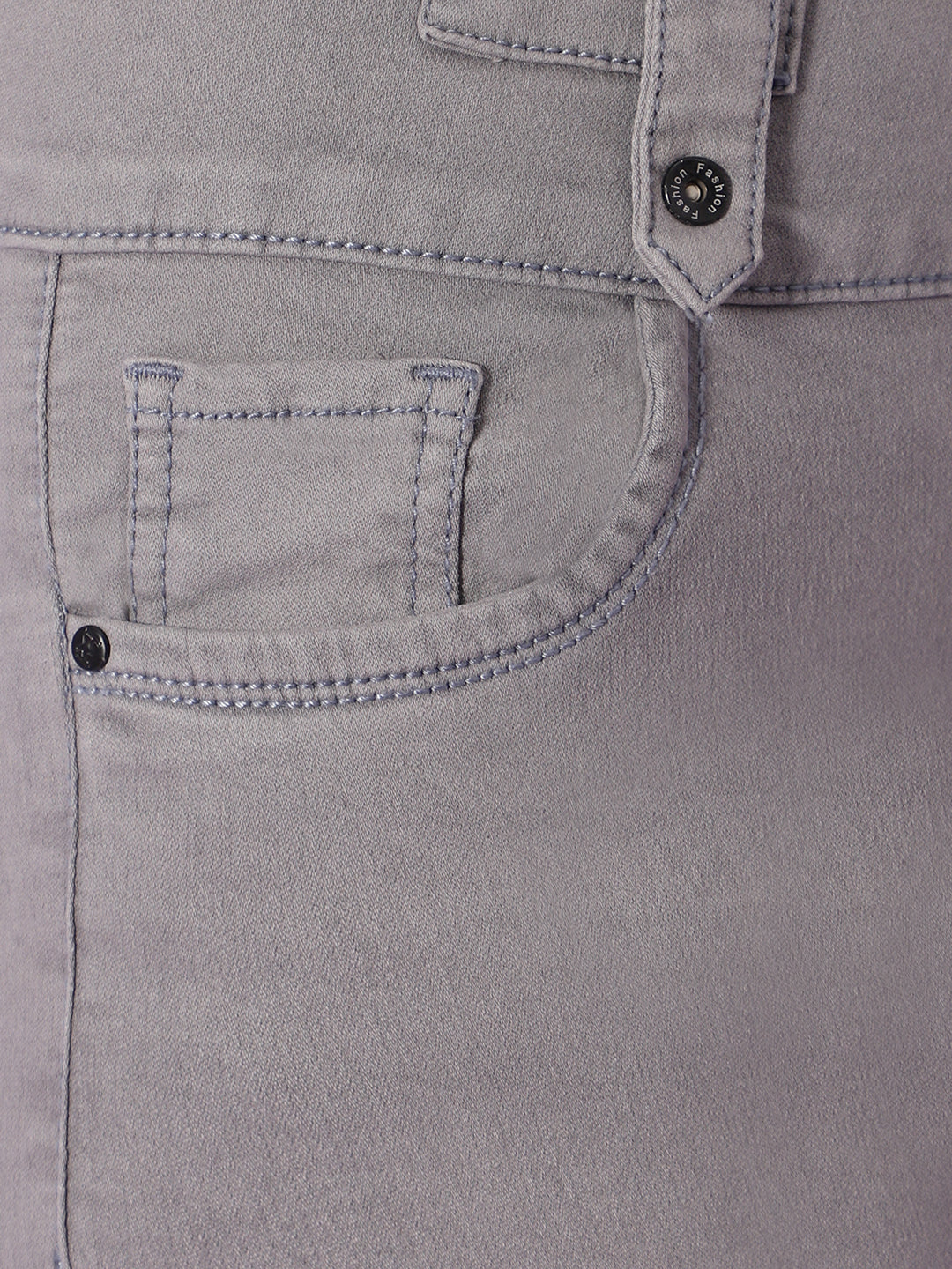 Women Slim Fit High-Rise Light Fade Stretchable Jeans