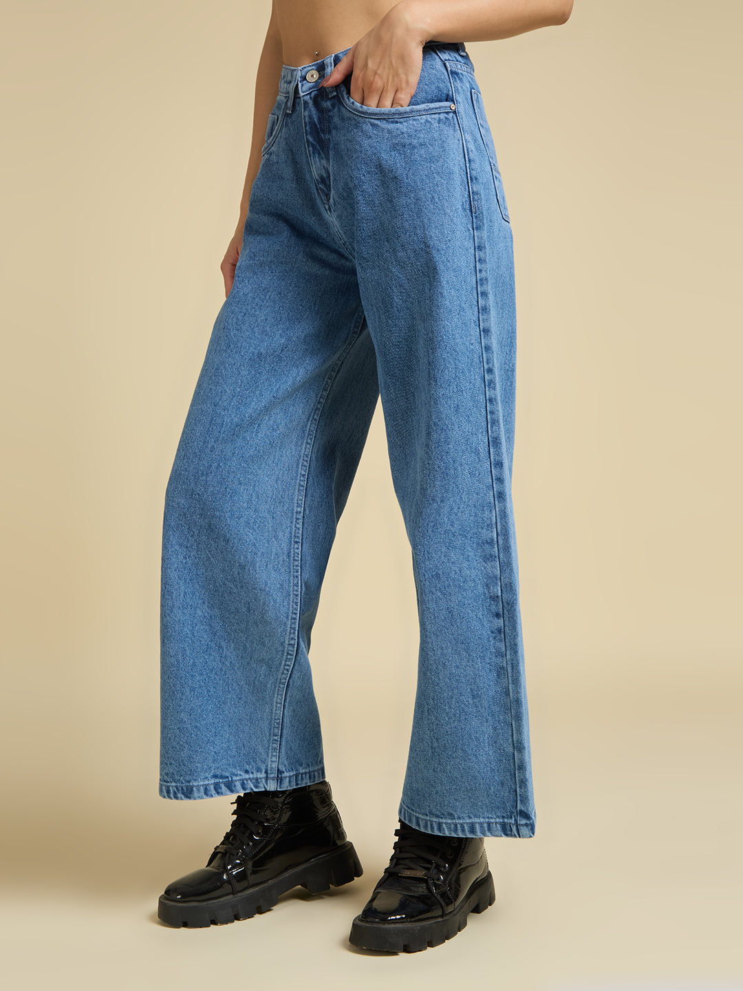 Women Wide Leg High-Rise Light Fade Jeans
