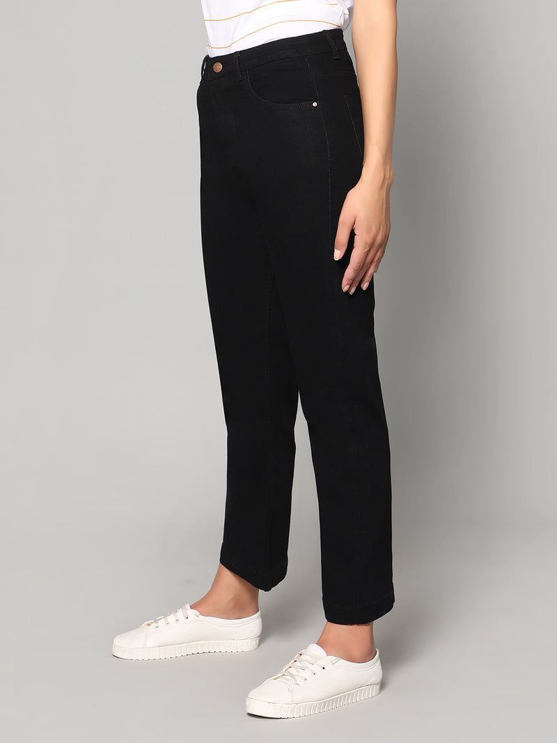 Blue Bootcut High rise Jeans with Insert Pockets